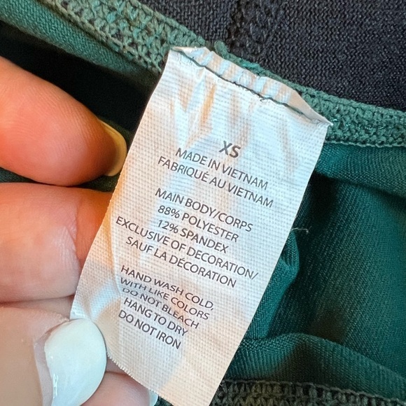 Zella emerald green cropped leggings faux leather waistband size XS‎ - Picture 8 of 8